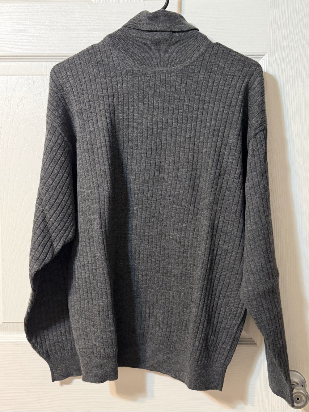 GAP Men's Ribbed Turtleneck Sweater - Charcoal